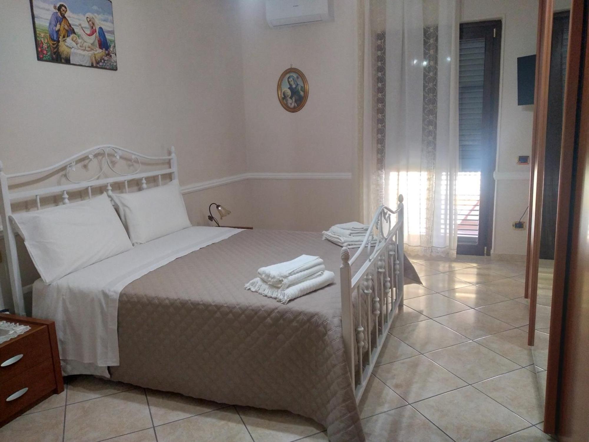 Turisti A Casa Mia Bed and Breakfast Santa Maria La Carità Εξωτερικό φωτογραφία